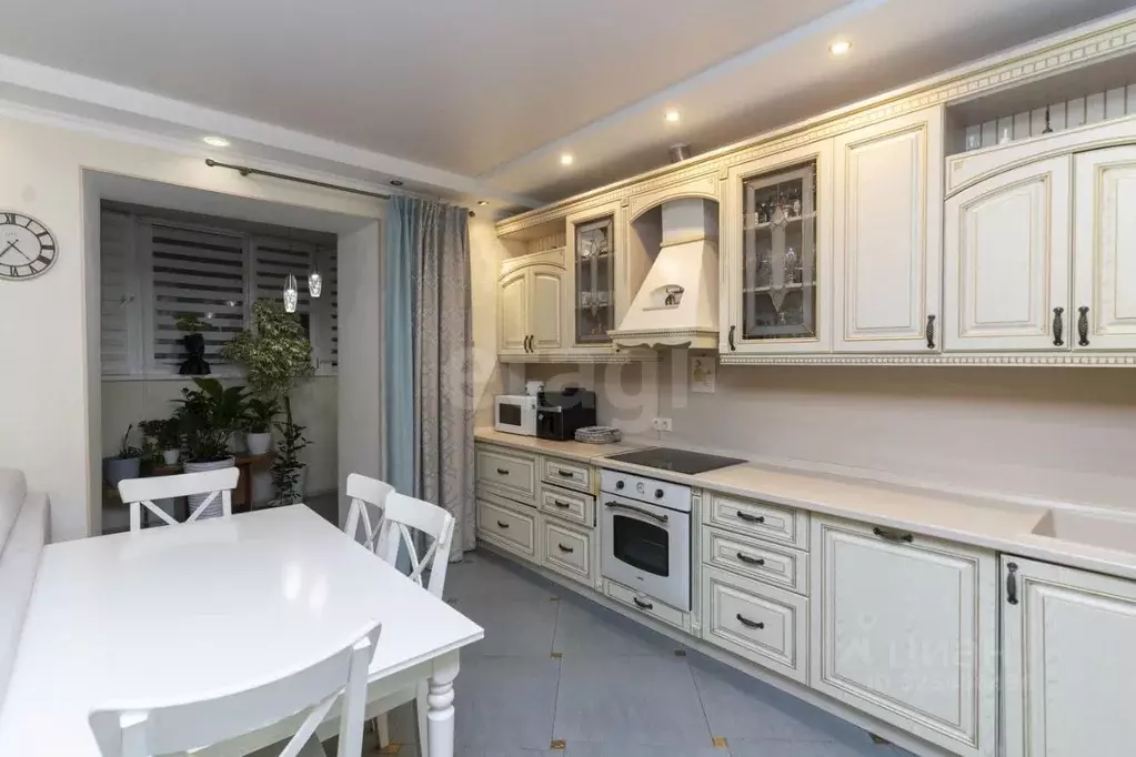 3-к кв. Тюменская область, Тюмень ул. Суходольская, 18 (89.0 м) - Фото 1