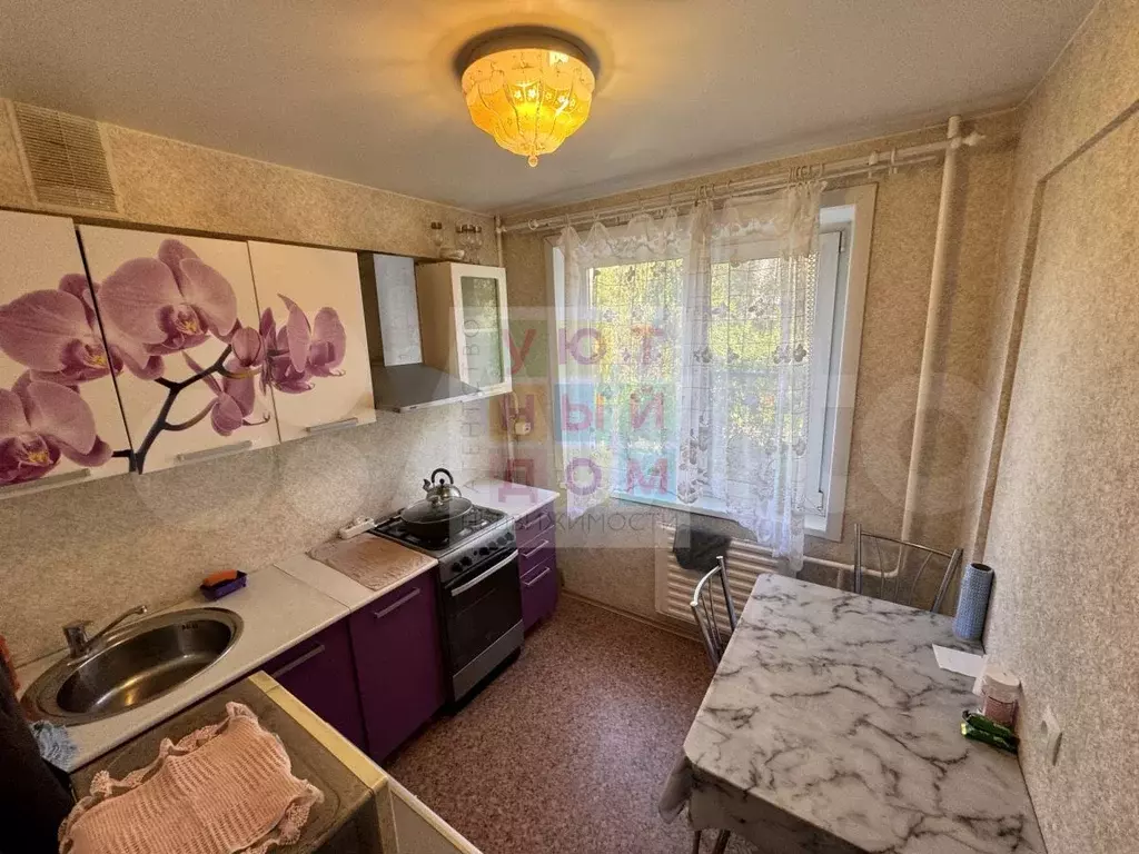 2-к. квартира, 49 м, 3/9 эт. - Фото 0