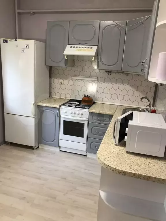 1-к. квартира, 38 м, 2/10 эт. - Фото 1