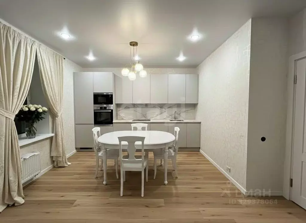 2-к кв. Тюменская область, Тюмень ул. Мельникайте, 2к18 (59.0 м) - Фото 1