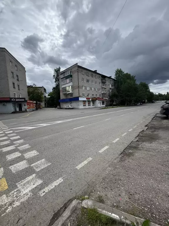 Продаётся 4-к квартира, 60.7 м - Фото 1