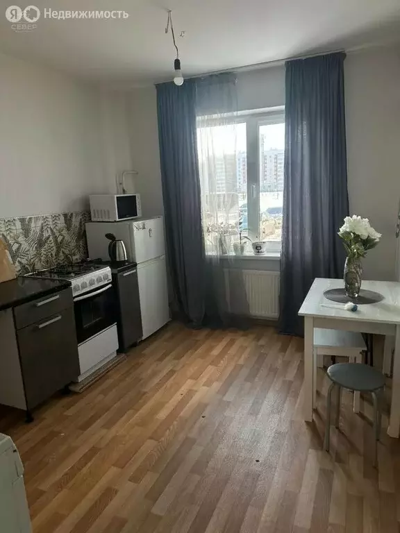 1-комнатная квартира: Великий Новгород, Державинский район, улица ... - Фото 1