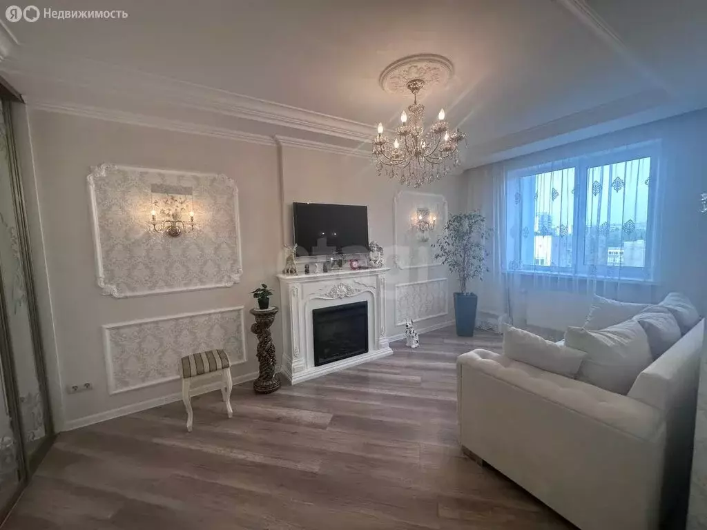 1-комнатная квартира: Саратов, улица имени Е.И. Пугачёва, 51Б (46 м) - Фото 0