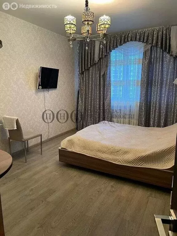 1-комнатная квартира: Кемерово, Волгоградская улица, 1 (46.6 м) - Фото 0