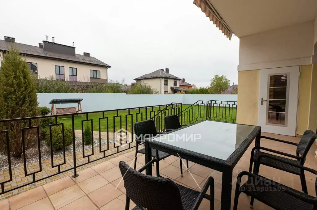 Дом в Брянская область, Брянский район, Снежское с/пос, пос. Кузьмино ... - Фото 1