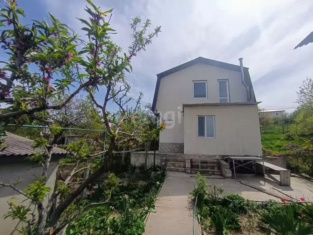 Дом в Крым, Феодосия муниципальный округ, с. Солнечное ул. Виноградная ... - Фото 1