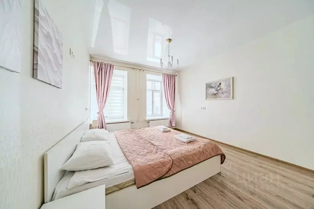 2-к кв. Санкт-Петербург Невский просп., 103 (65.0 м) - Фото 0