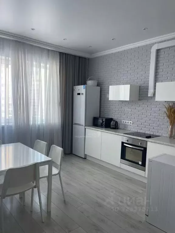 1-к кв. Татарстан, Казань ул. Павлюхина, 110В (60.0 м) - Фото 1