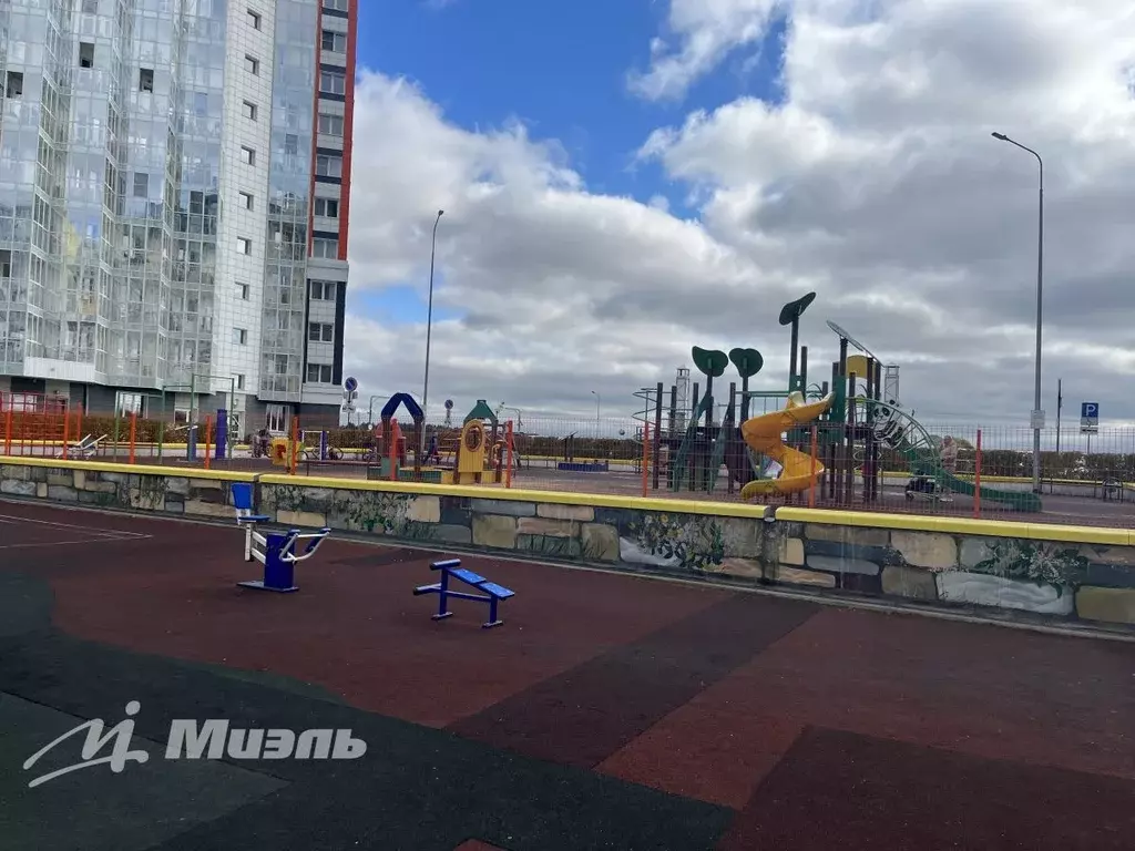Продается 1-комнатная квартира - Фото 1