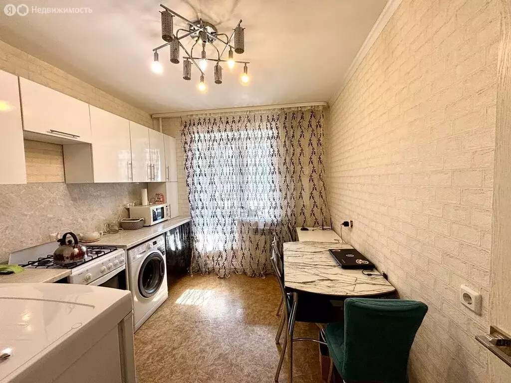 1-комнатная квартира: Саранск, проспект 70 лет Октября, 70 (33.7 м) - Фото 2