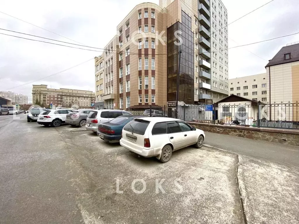 Помещение свободного назначения в Новосибирская область, Новосибирск ... - Фото 0