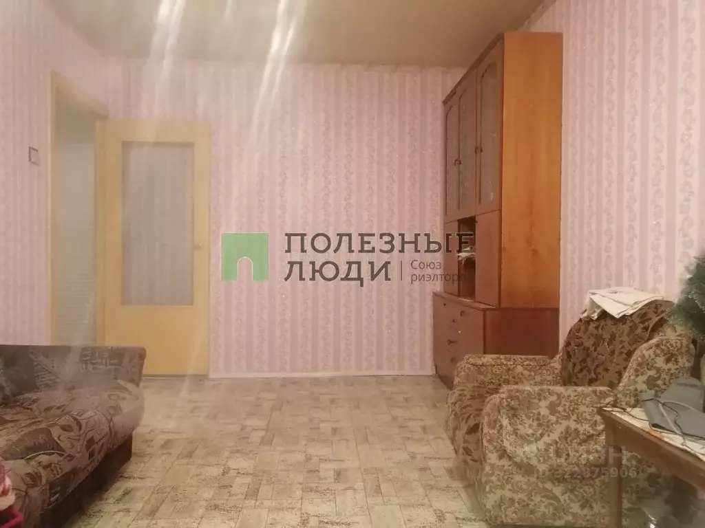 3-к кв. Курганская область, Курган Заозерный жилрайон, 6-й мкр, 6 ... - Фото 0