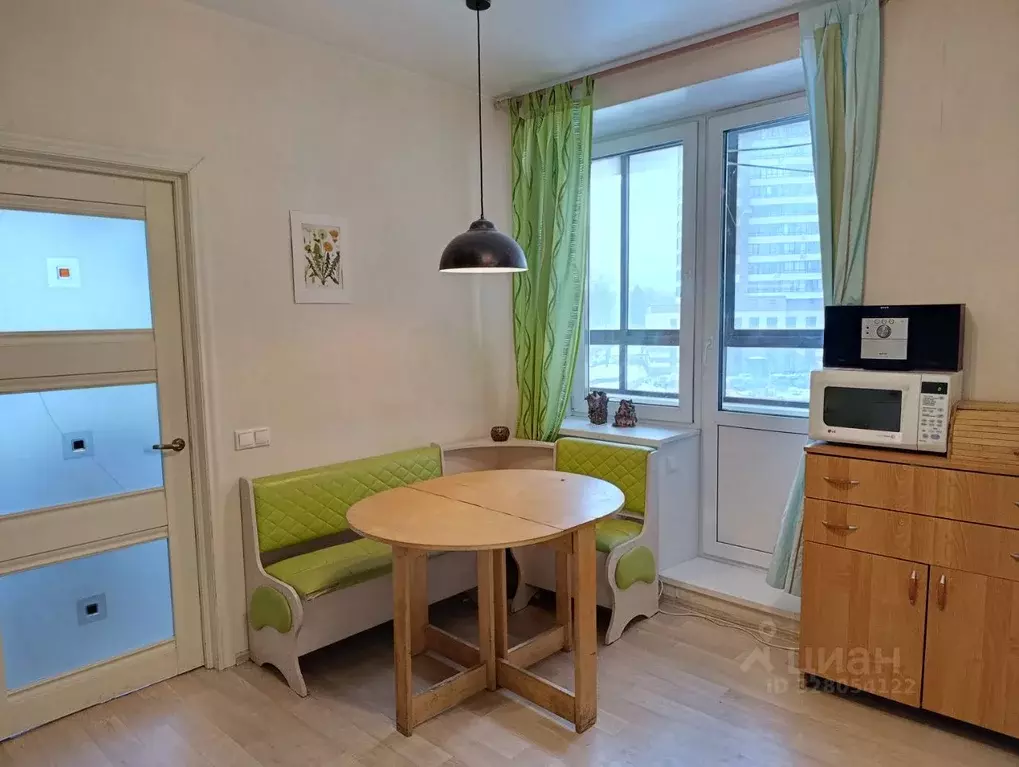 2-к кв. Московская область, Красногорск Парковая ул., 8 (60.0 м) - Фото 1