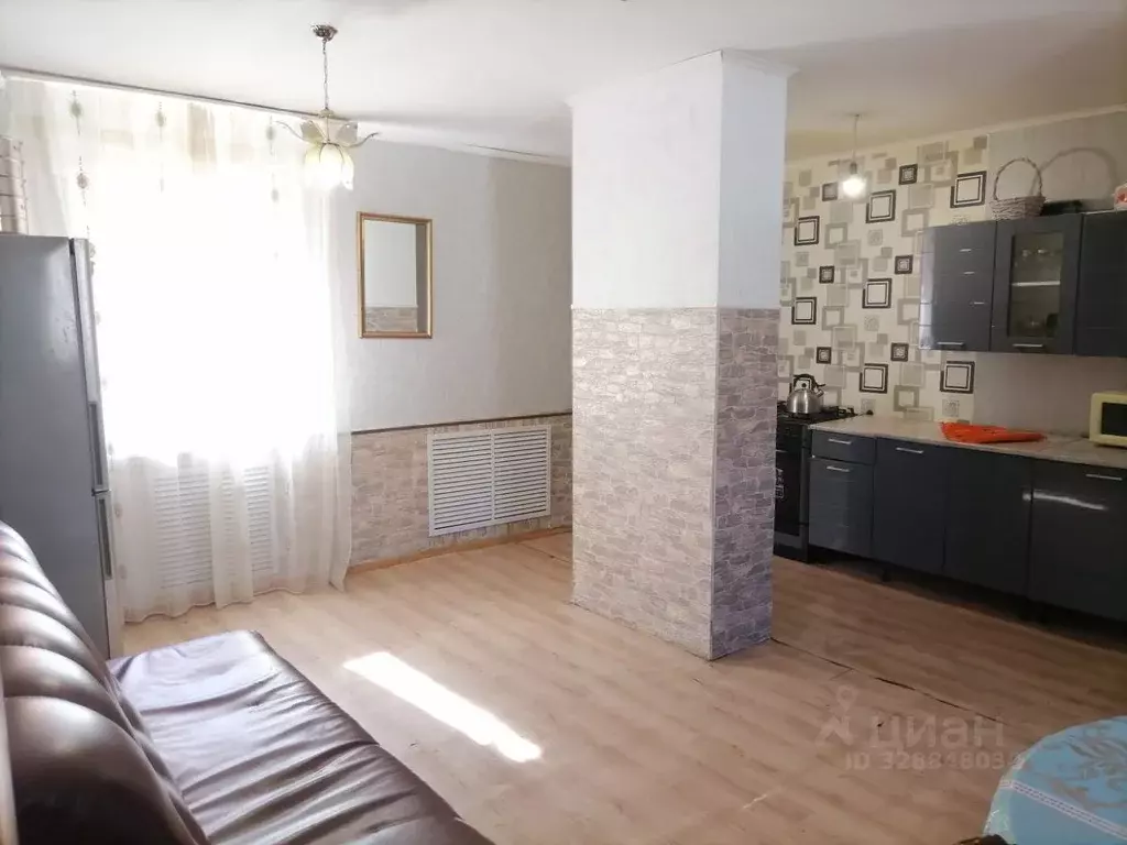 Дом в Волгоградская область, Волгоград пос. Ангарский, ул. Лекарская, ... - Фото 2