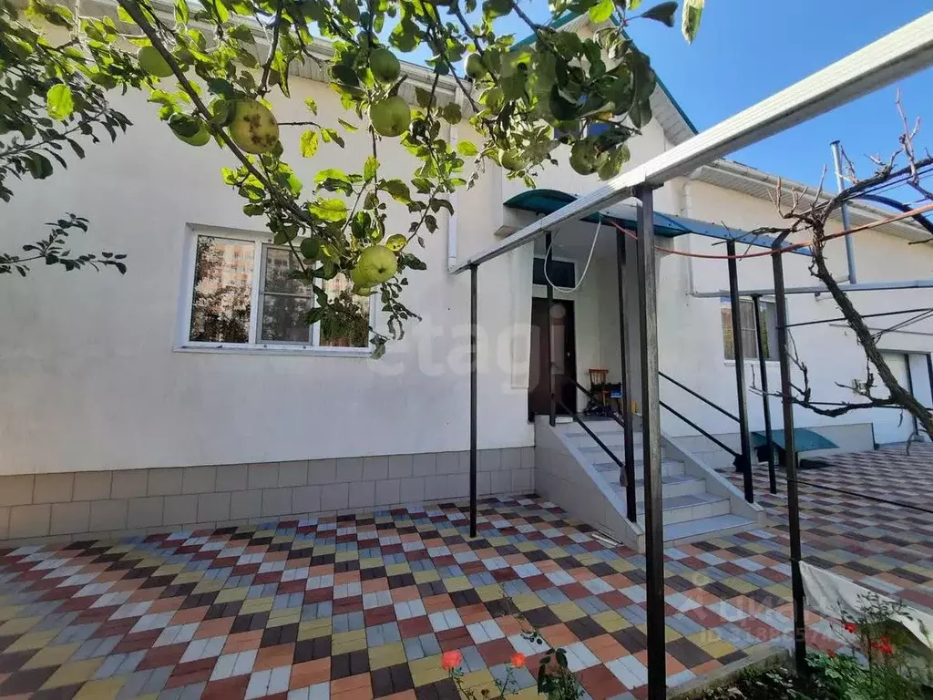 Дом в Ставропольский край, Ставрополь ул. Перспективная, 139 (287 м) - Фото 1