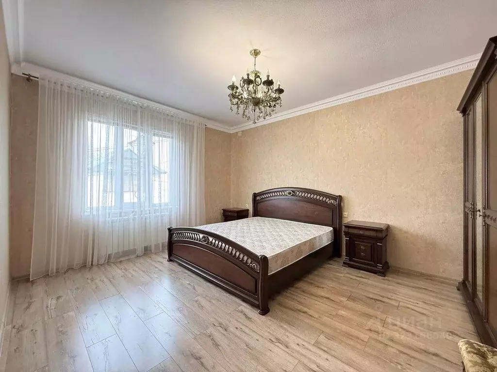 3-к кв. Кабардино-Балкария, Нальчик ул. Шортанова (127.0 м) - Фото 2