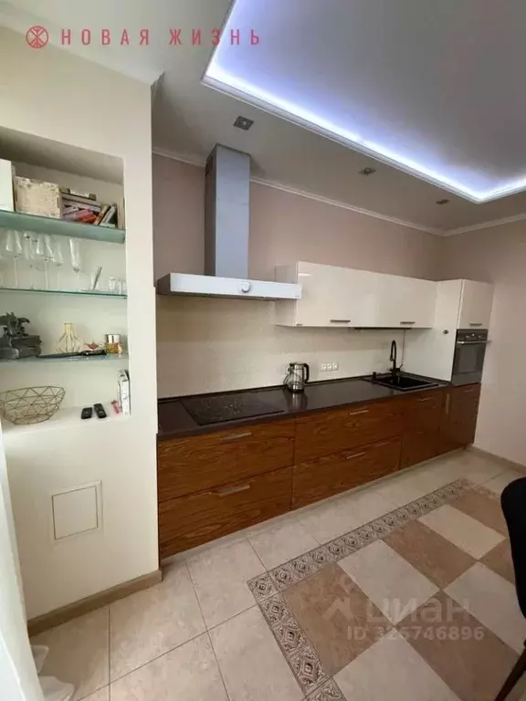 2-к кв. Самарская область, Самара Революционная ул., 4 (75.0 м) - Фото 2