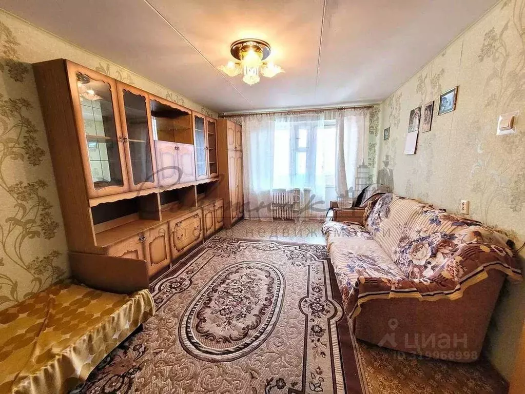 1-к кв. Белгородская область, Старый Оскол Макаренко мкр, 40 (37.0 м) - Фото 1