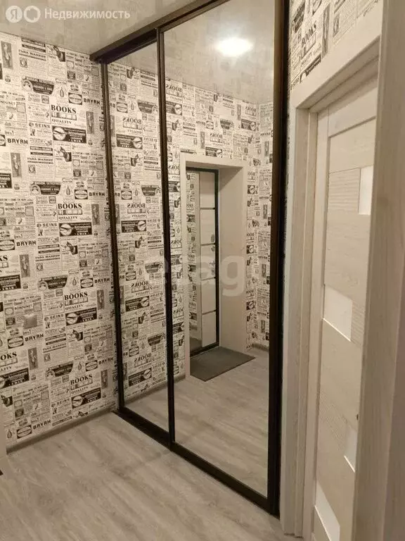 1-комнатная квартира: Губкин, Севастопольская улица, 105 (40.7 м) - Фото 2