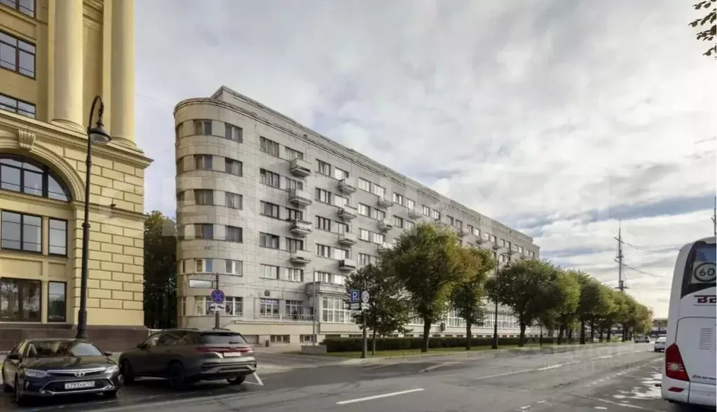 Офис в Санкт-Петербург пл. Троицкая Петроградской стороны, 1 (268 м) - Фото 1