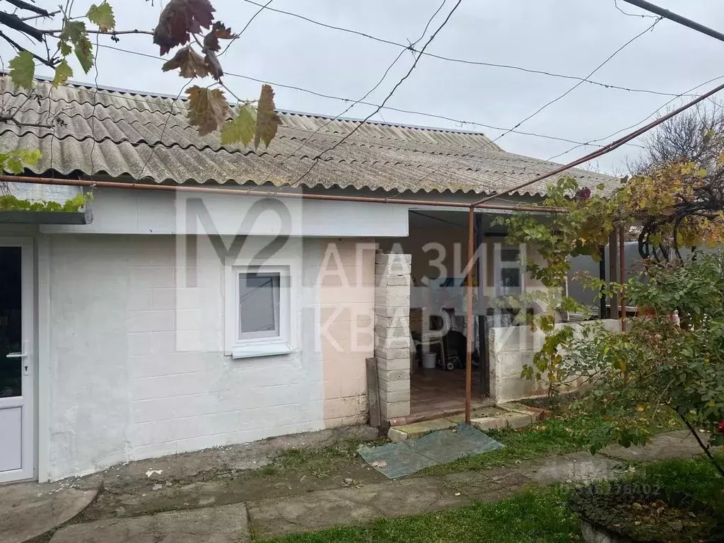 Дом в Ростовская область, Азовский район, с. Круглое Пролетарская ул. ... - Фото 1