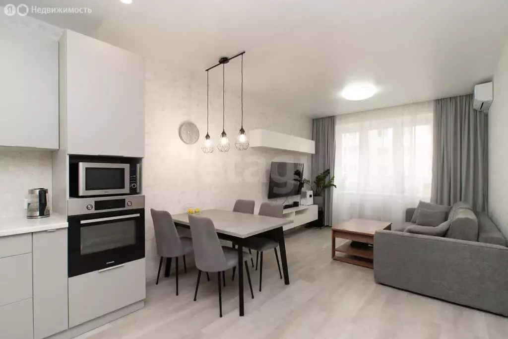 3-комнатная квартира: Элитный, улица Фламинго, 14 (65 м) - Фото 1