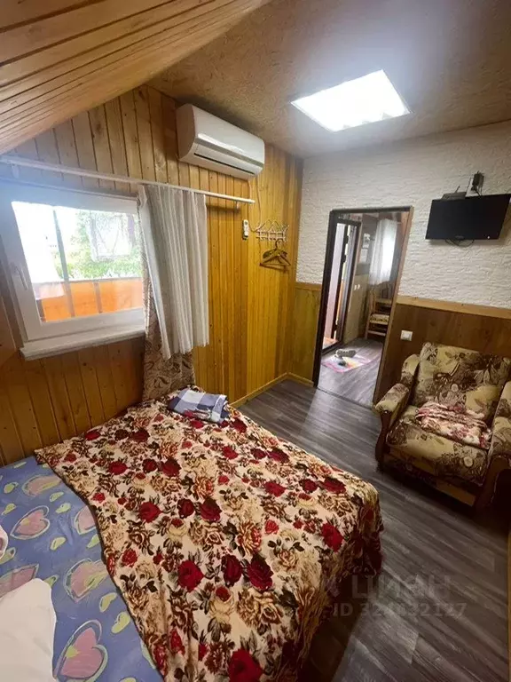 Дом в Краснодарский край, Сочи ул. Декабристов, 15 (65 м) - Фото 1