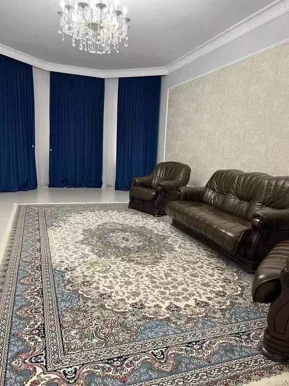 Дом в Дагестан, Гунибский район, Хоточ с/пос, с. Хоточ ул. ... - Фото 1