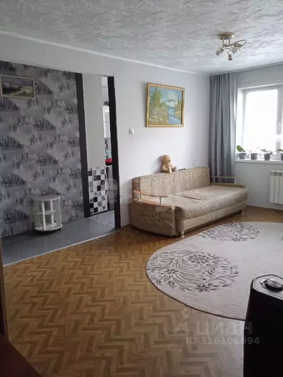 3-к кв. Кемеровская область, Новокузнецк ул. Тореза, 37 (57.9 м) - Фото 0