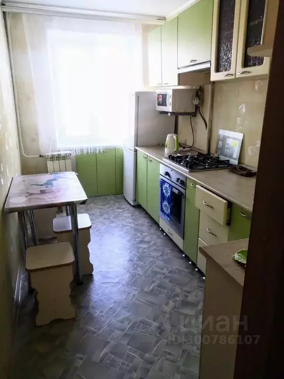 2-к кв. Челябинская область, Сатка просп. Мира, 15 (48.0 м) - Фото 0