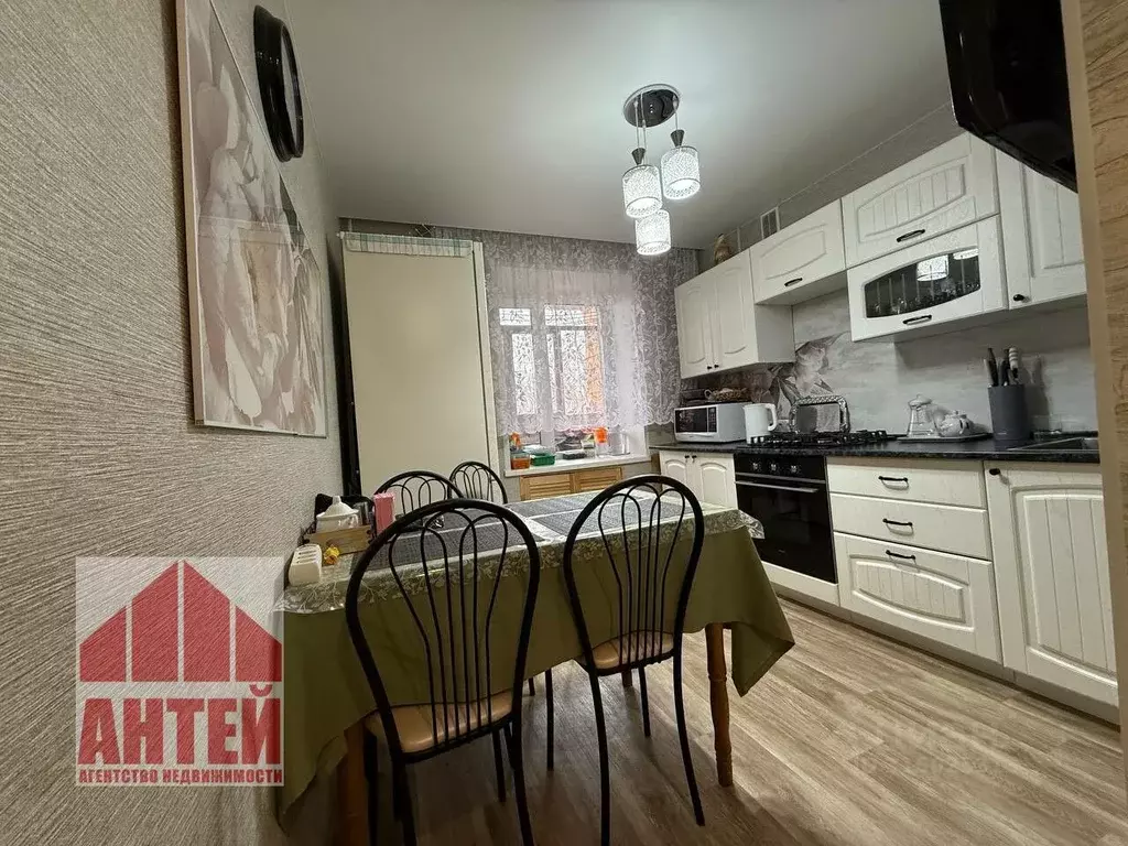 2-к кв. Нижегородская область, Нижний Новгород Яблоневая ул., 14 (47.0 ... - Фото 1
