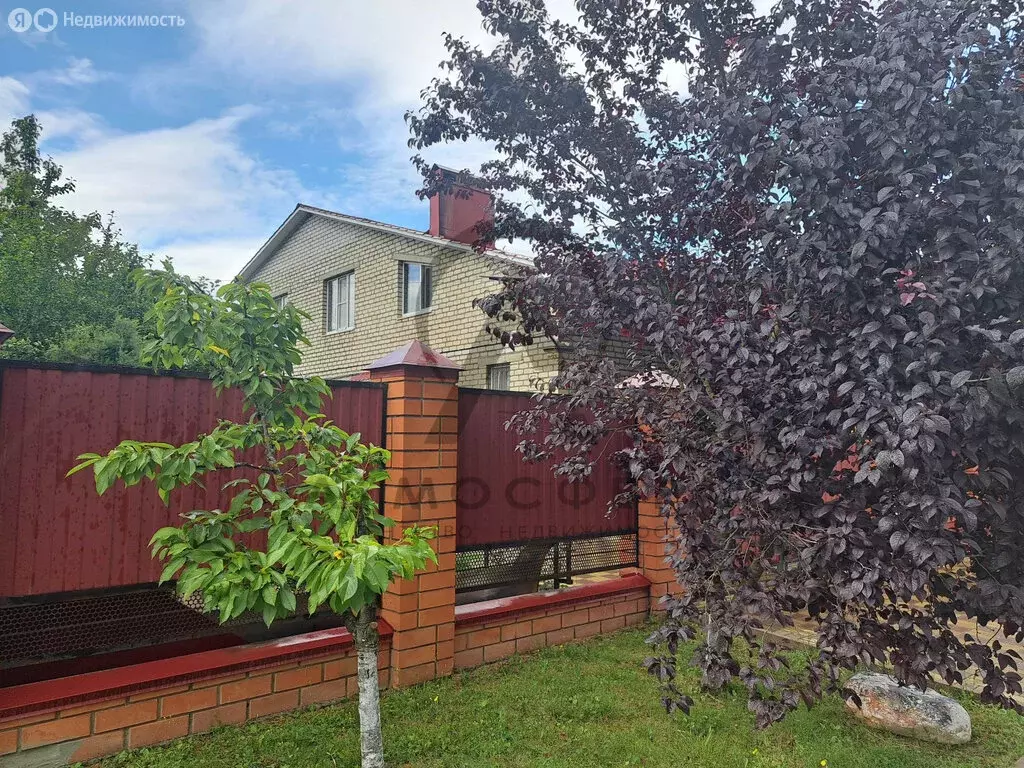 Дом в Апшеронск, Радужная улица (233.5 м) - Фото 0