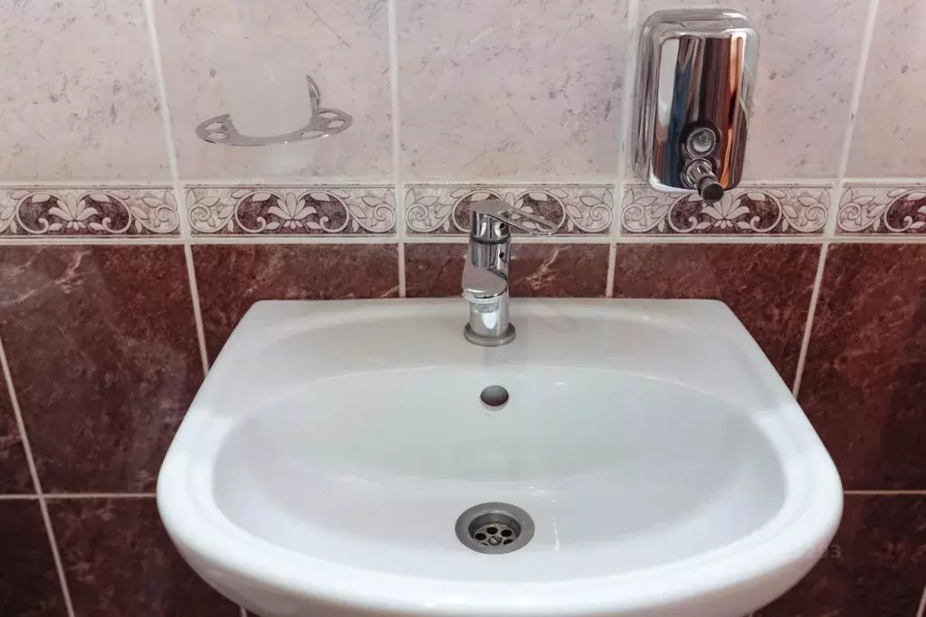 Комната Смоленская область, Рославль Красноармейская ул., 9 (17.0 м) - Фото 1