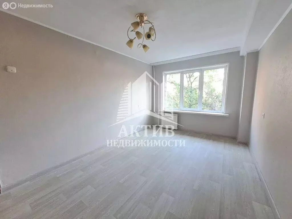 3-комнатная квартира: Красноярск, улица Железнодорожников, 16А (55.4 ... - Фото 0