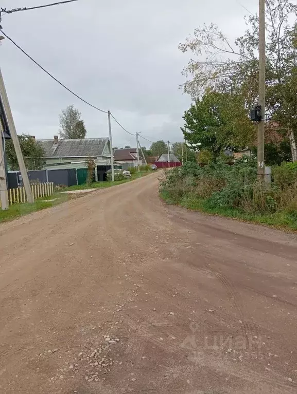 Дом в Новгородская область, Боровичи пос. Полыновка, ул. Луначарского, ... - Фото 1