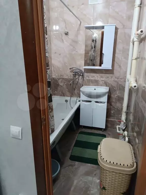 1-к. квартира, 40 м, 9/16 эт. - Фото 1
