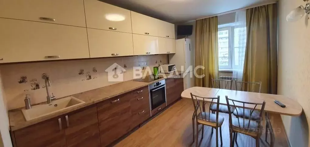 3-к кв. Владимирская область, Владимир Садовая ул., 11а (80.0 м) - Фото 1