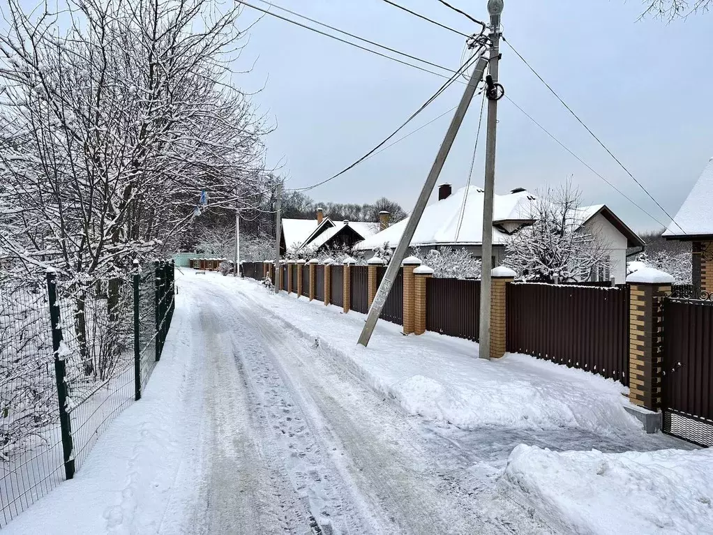 Участок в Московская область, Одинцовский городской округ, д. Кезьмино ... - Фото 0