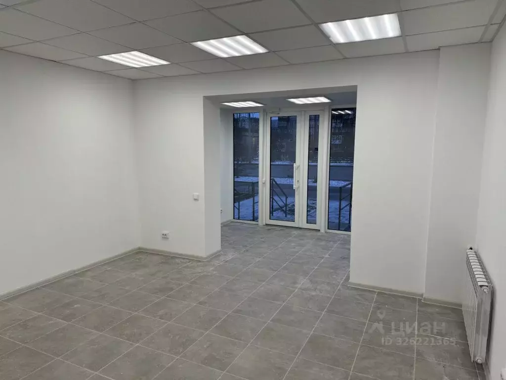 Торговая площадь в Пермский край, Пермь Вагонная ул., 15 (56 м) - Фото 2