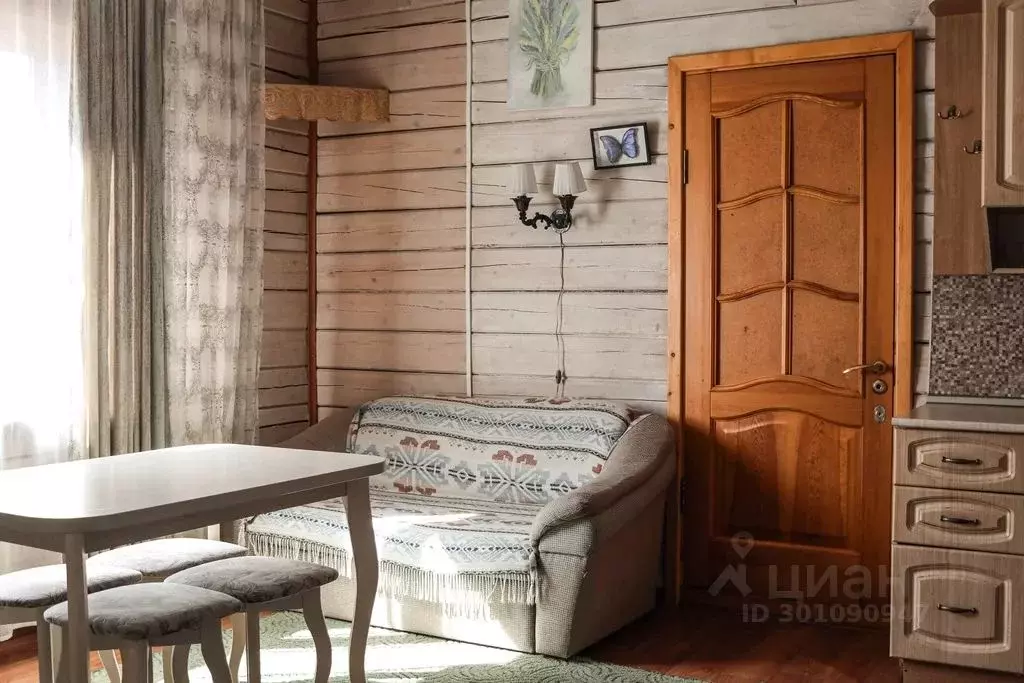 Дом в Алтай, Шебалинский район Р-256 Чуйский тракт, 529-й км (50 м) - Фото 0