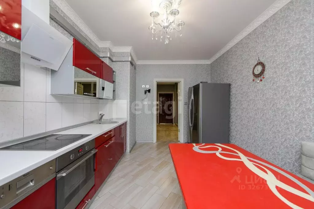 3-к кв. Калининградская область, Калининград Батальная ул., 94 (88.3 ... - Фото 1