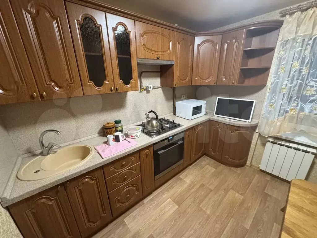 1-к. квартира, 40 м, 6/9 эт. - Фото 0