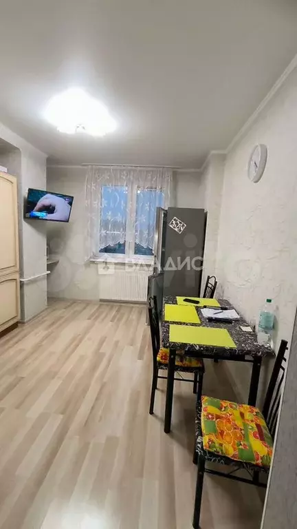 2-к. квартира, 65 м, 9/9 эт. - Фото 1