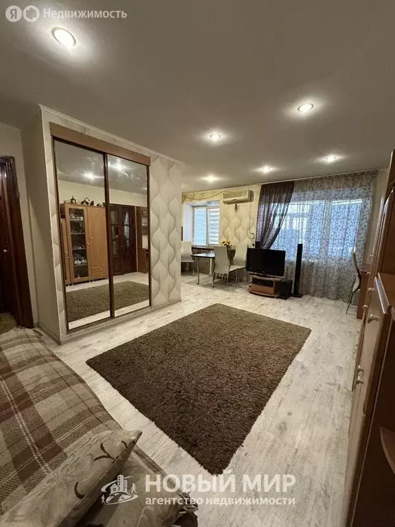 2-комнатная квартира: Бор, улица Крупской, 22 (44 м) - Фото 1