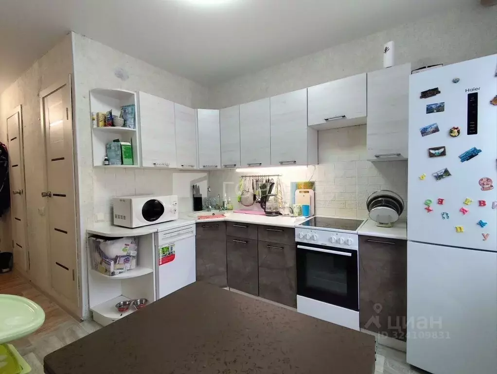 1-к кв. Алтайский край, Барнаул ул. Антона Петрова, 239 (40.5 м) - Фото 1