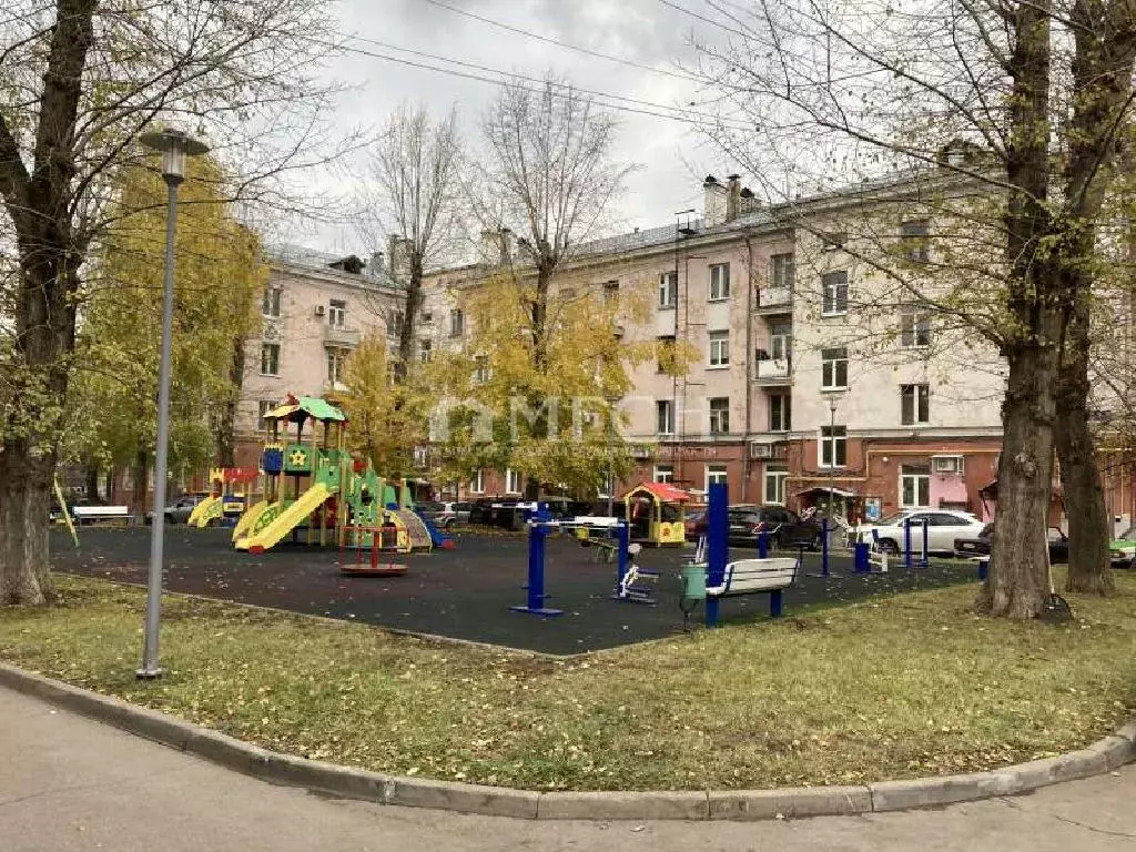 Продается 3-комнатная квартира - Фото 1