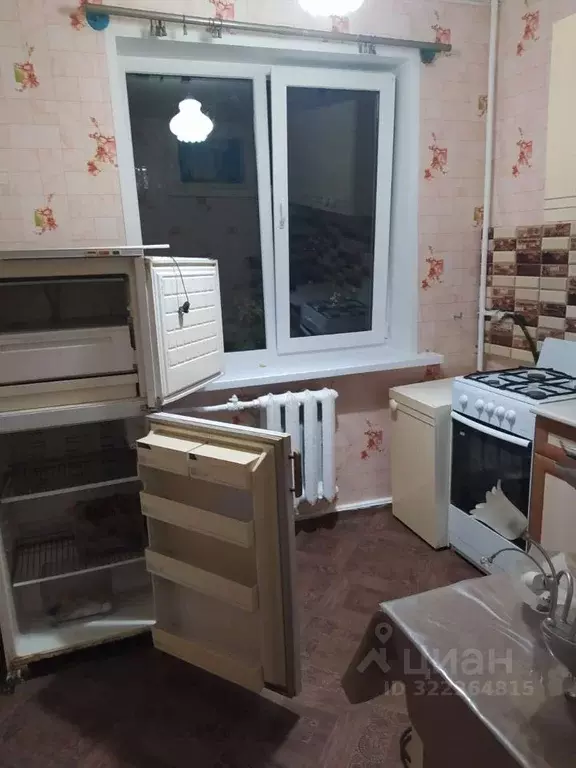 1-к кв. Удмуртия, Ижевск ул. 30 лет Победы, 49 (30.0 м) - Фото 1