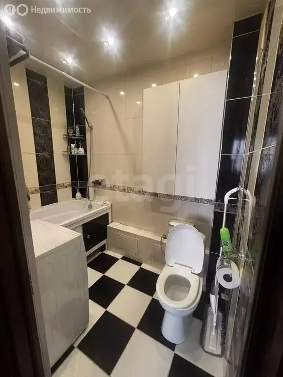 2-комнатная квартира: Якутск, улица Кузьмина, 34/2 (46.2 м) - Фото 2