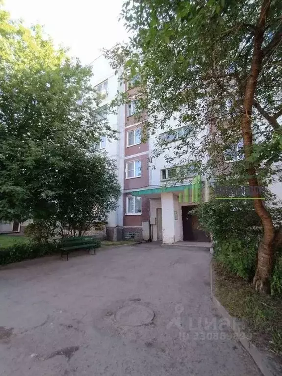 3-к кв. Новгородская область, Старая Русса ул. Поперечная, 13 (64.2 м) - Фото 1
