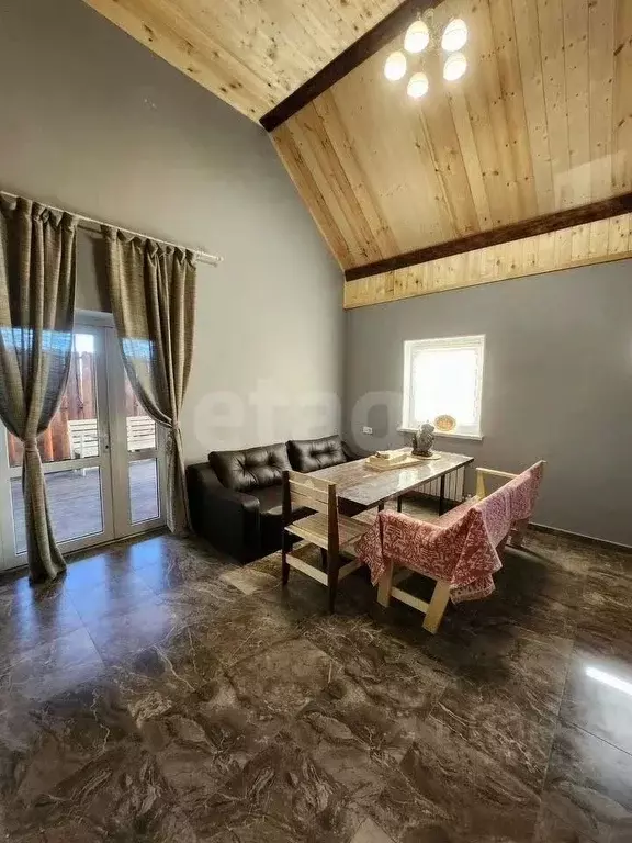 Дом в Ростовская область, Мясниковский район, Краснокрымское с/пос, с. ... - Фото 1